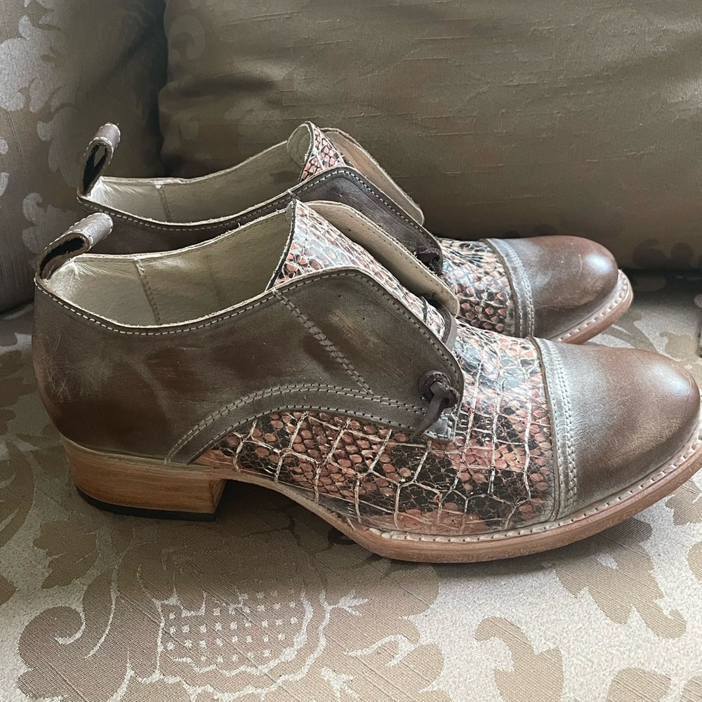 Free Bird Mabel Oxford Shoes